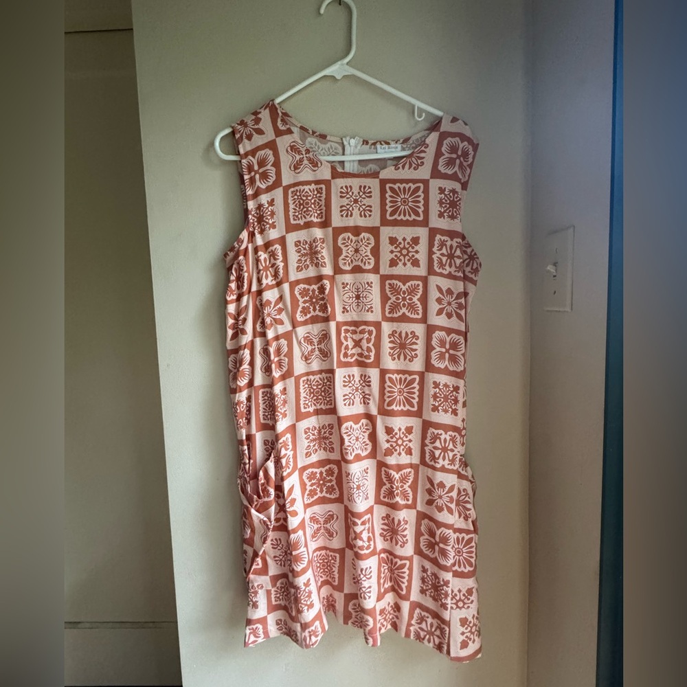 Lei Kinis brown dress